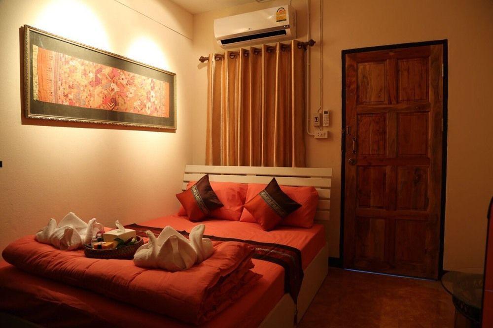 Golden Fort Guesthouse Chiang Mai Eksteriør bilde