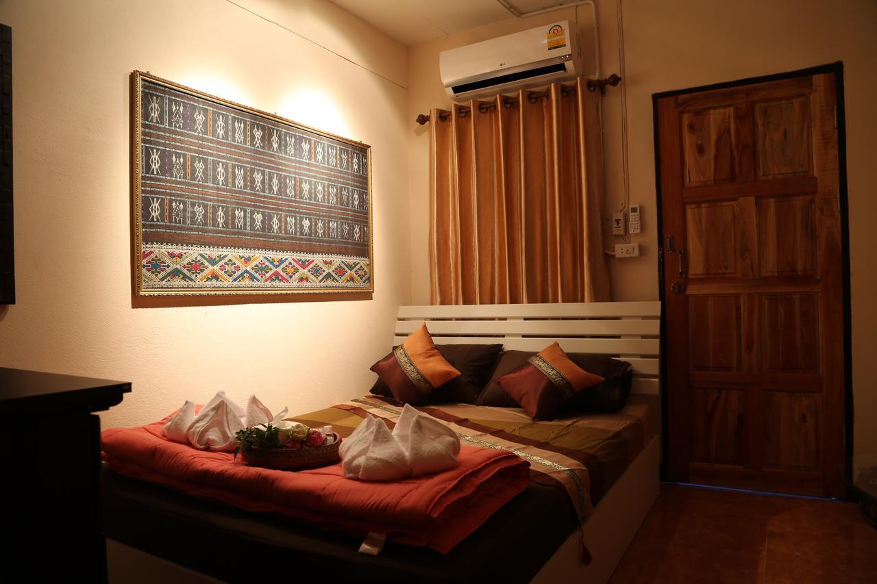 Golden Fort Guesthouse Chiang Mai Eksteriør bilde
