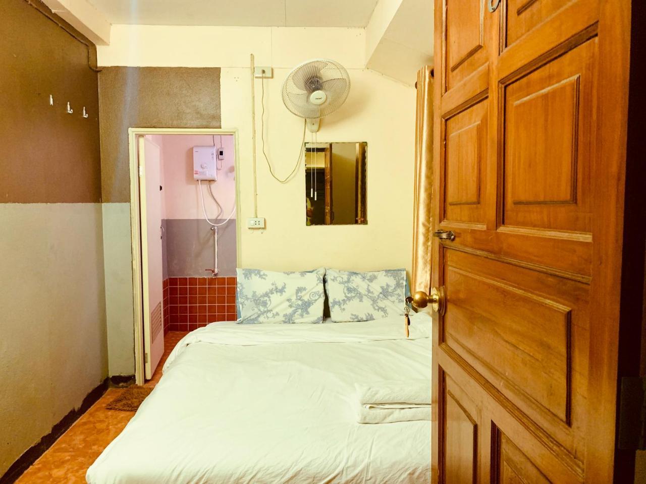 Golden Fort Guesthouse Chiang Mai Eksteriør bilde